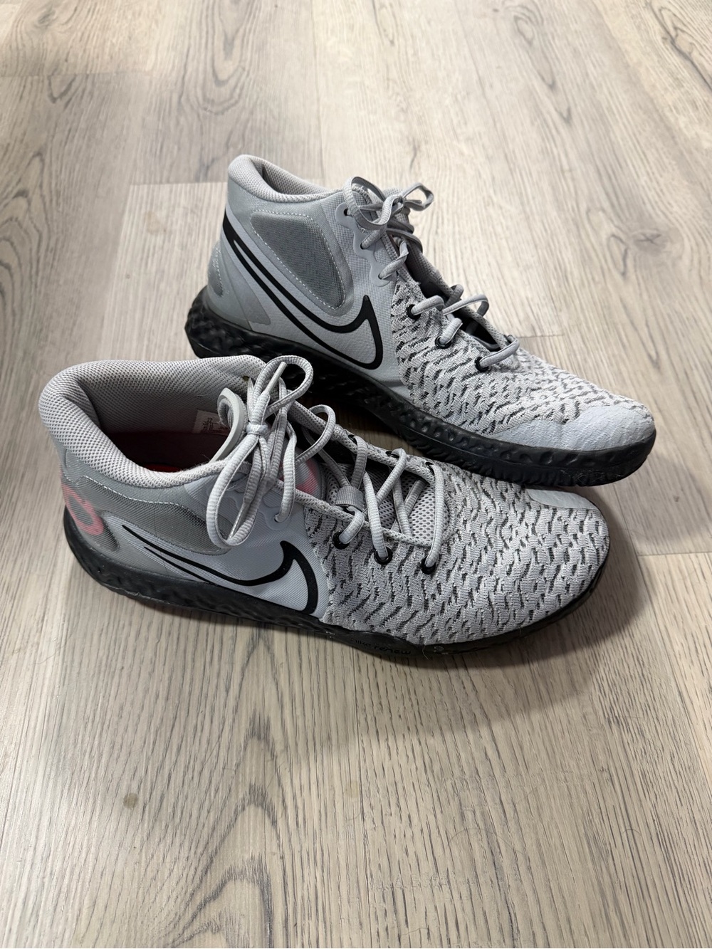 Men’s Nike KD Trey 5 Shoes